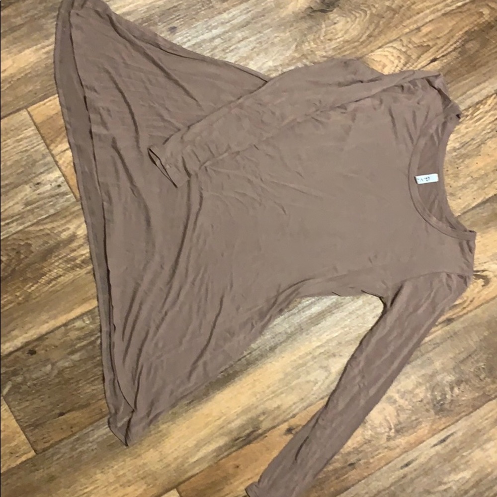 Long sleeve flowy light brown blouse small